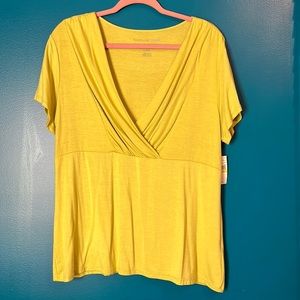 Van  Heusen NWT green top size XL